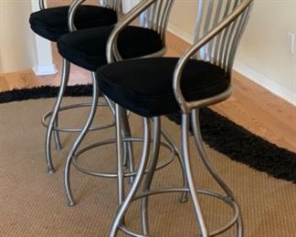 3pc Johnston Casuals Contemporary Counter Height Chairs Swivel Bar Stool 43x20x19in seat height: 30in HxWxD 19532