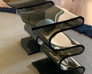 2 pc Contemporary Free Form Molded Glass End Tables PAIR 21x17x17in HxWxD 19504