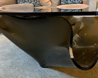 Contemporary Freeform Molded Glass Coffee Table 16x60x51in HxWxD 19503