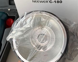 #1 NEEWER C-180 Photography LIGHT 19682