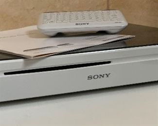 Sony NSZ-GT1 Internet Blu-ray Player w/ Remote 19689