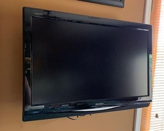 Sharp Aquos TV NO Mount 19695