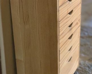 Raw Pine Wood 7 drawer Hobby Chest	33x20x14in	HxWxD