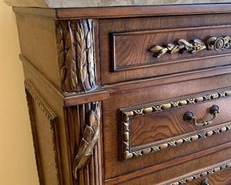 Ornate Burlwood 8-Drawer Dresser	44x56x22in	HxWxD