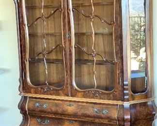 Ornate Burl Wood China Cabinet	89x67x18in	HxWxD