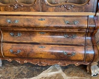 Ornate Burl Wood China Cabinet	89x67x18in	HxWxD
