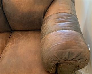 Rustic Leather Nailhead Sofa	35x90x42in	HxWxD