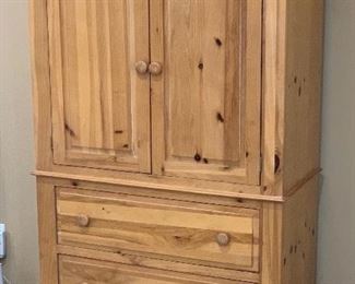 Broyhill Fontana Knotty Pine Wardrobe Dresser Armoire	63x42x20in	HxWxD