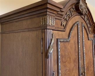 Ornate  Burlwood Wardrobe Dresser Armoire	90x51x26in	HxWxD