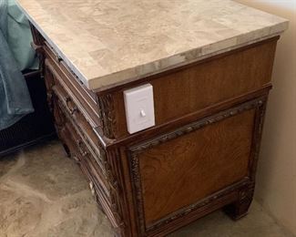 2pc Ornate Burlwood Slate Top Nightstands PAIR	31x34x22in	HxWxD