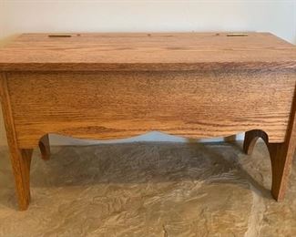Handmade Solid Oak Bench Box Stool	16x31x14in	HxWxD