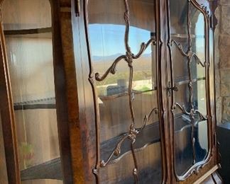 Ornate Burl Wood China Cabinet	89x67x18in	HxWxD