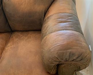 Rustic Leather Nailhead Sofa	35x90x42in	HxWxD