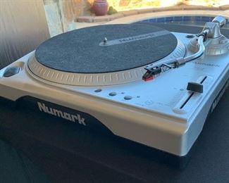 Numark TTUSB Turntable	