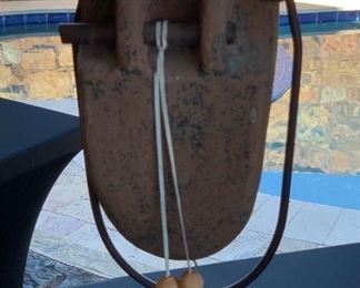 Rustic Pottery & Iron decor pot	18x10x8in	HxWxD