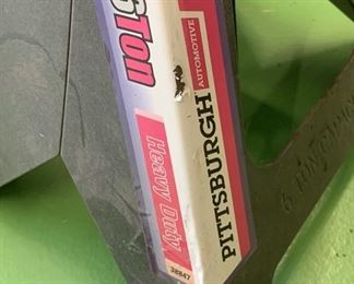 2pc Pittsburgh 6 Ton Jack Stands 38847		