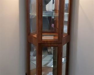 ThreeSided Lighted Curio