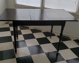 Vtg Hoosier Walnut Dining Table