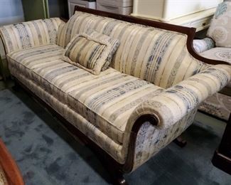 Vtg Mahogany Duncan Phyfe Sofa