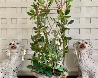 Item 7:  Faux topiary on trellis - 25":  $24 SOLD