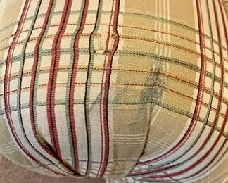 detail - please note smudge here and slight issue with fabric - (owner has some extra fabric to make an antimacassar)