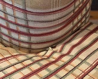 detail - but when you tuck it in you don't see it!