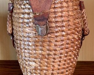 Item 189:  Vintage Woven basket - 9":  $42.00