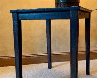 Item 332:  Side table - 17"l x 21"w x 22"h:  $75