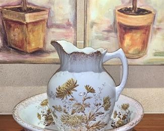 Item 45:  Virginia pitcher & bowl:                                                                 Pitcher - 11.5"                                                                                                       Bowl - 15" x 4.5"...........$45.00