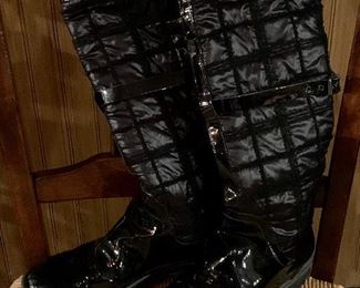 Item 453:  Aquatalia boots (women's size 8):   $25