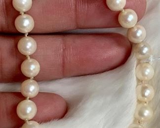 Pearl Bracelet with 14K clasp: $125