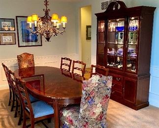 Dining room set: dining table w/ 6 chairs, extra leaves, buffet and lighted curio hutch