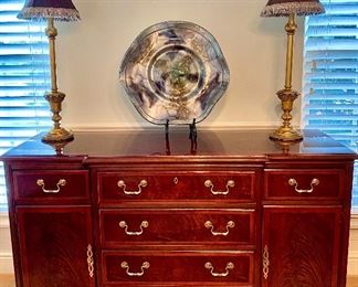 Dining room set: dining table w/ 6 chairs, extra leaves, buffet and lighted curio hutch