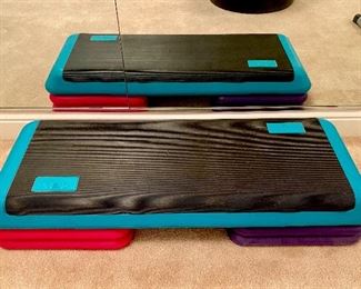 Aerobic step platform