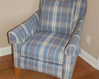 Clayton Marcus cushioned chair