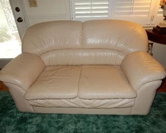 (2nd) White Leather Love seat
