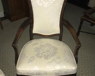 8 DR chairs 2 arm 6 side