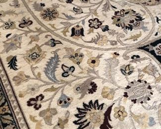 Ivory Persian Tabriz Traditional Style Black Medallion
12 X 9