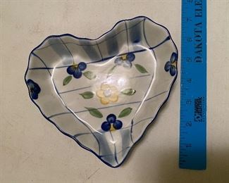 Heart Pottery Bowl $8.00