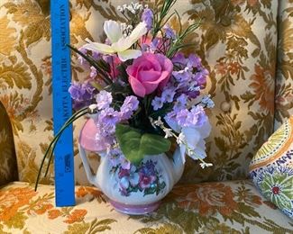 Teapot Flower Arrangement $8.00