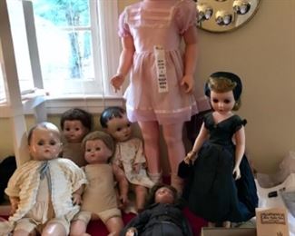 Collection of vintage dolls