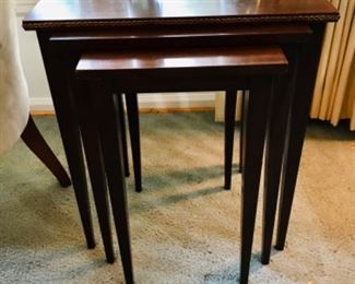 Stacking tables