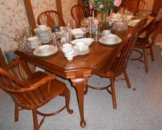 Dining Table and Chairs set with Barvaria China