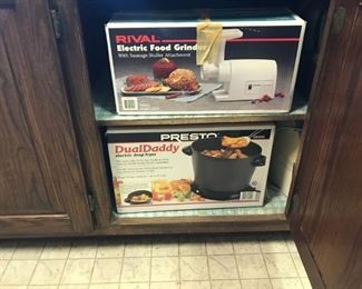 Meat grinder and Presto cooker like new