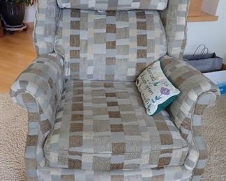 WING CHAIR PLAID