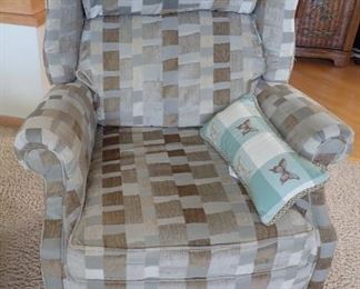 WING CHAIR PLAID