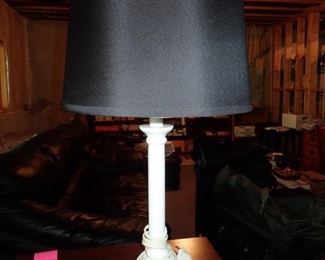 LAMP BLACK / WHITE LAMP