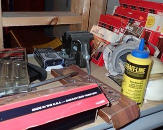 ASSORTED GARAGE ITEMS & TOOLS