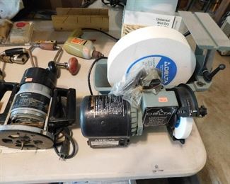 new Delta wet/dry grinder, router