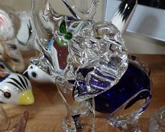 GLASS ELEPHANT CLEAR AND BLUE